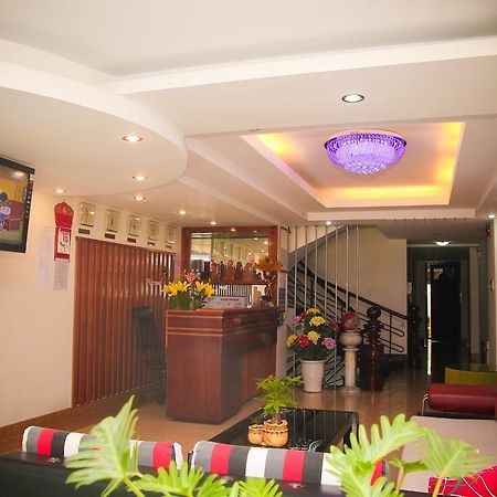 Vivyanne Hotel Da Nang Bagian luar foto