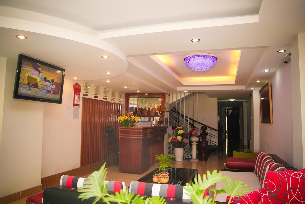 Vivyanne Hotel Da Nang Bagian luar foto