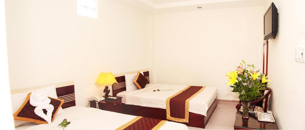Vivyanne Hotel Da Nang Bagian luar foto