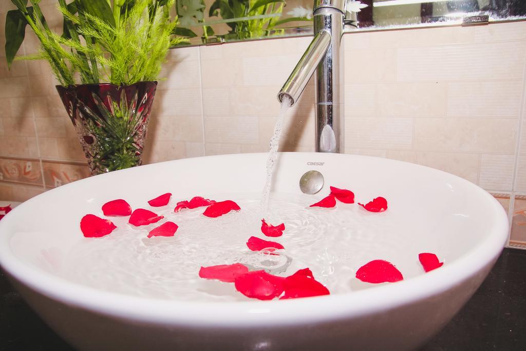 Vivyanne Hotel Da Nang Bagian luar foto
