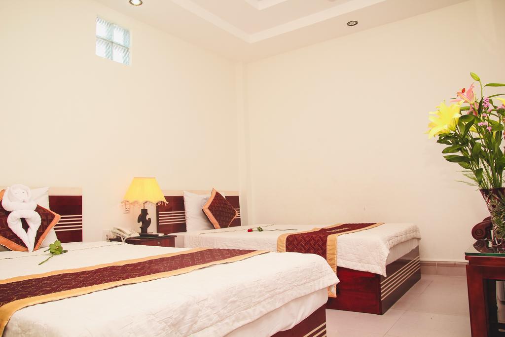 Vivyanne Hotel Da Nang Bagian luar foto