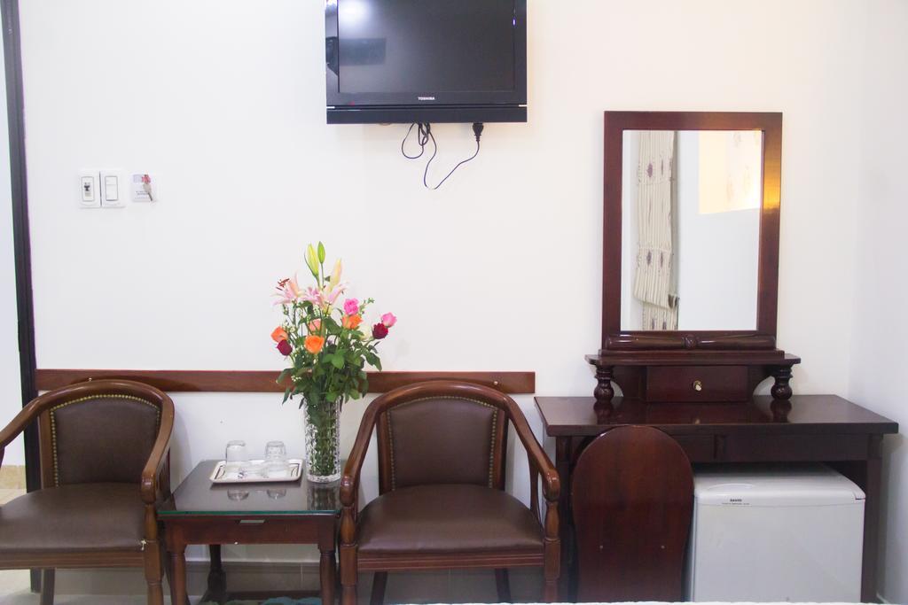 Vivyanne Hotel Da Nang Bagian luar foto