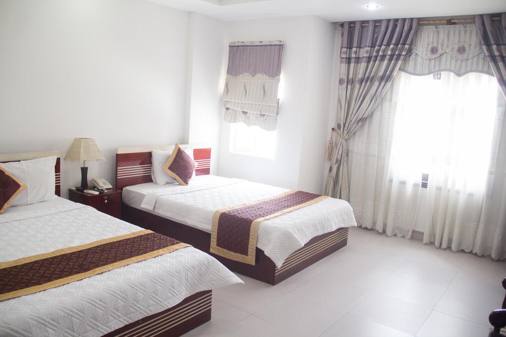 Vivyanne Hotel Da Nang Bagian luar foto
