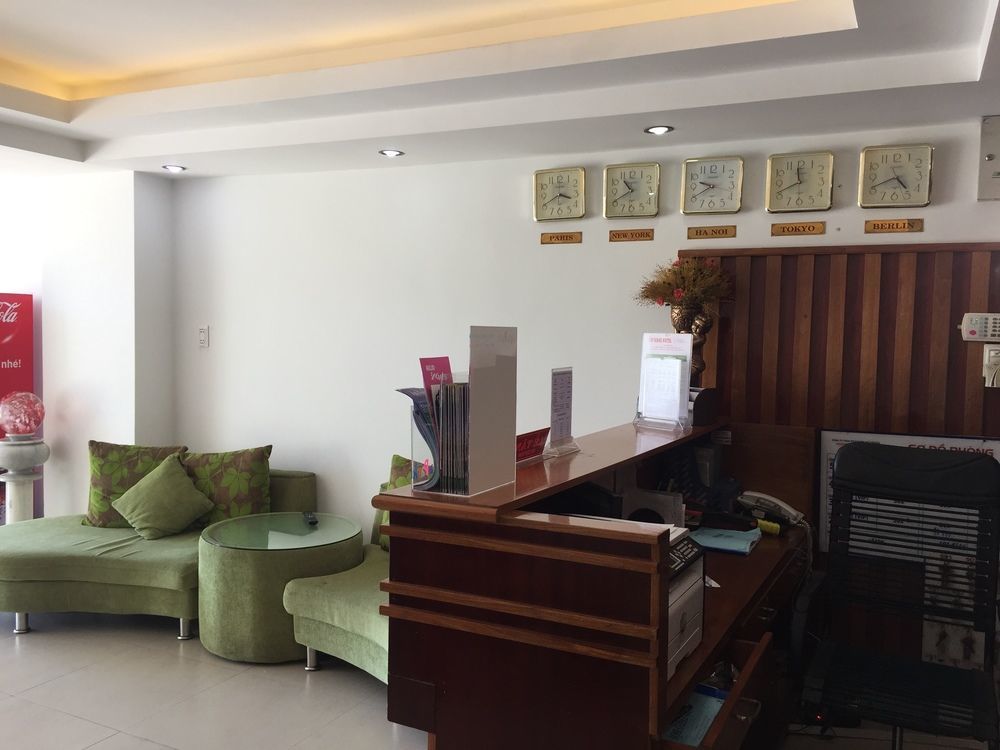 Vivyanne Hotel Da Nang Bagian luar foto