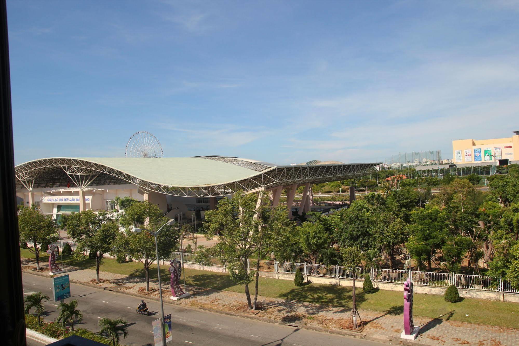 Vivyanne Hotel Da Nang Bagian luar foto