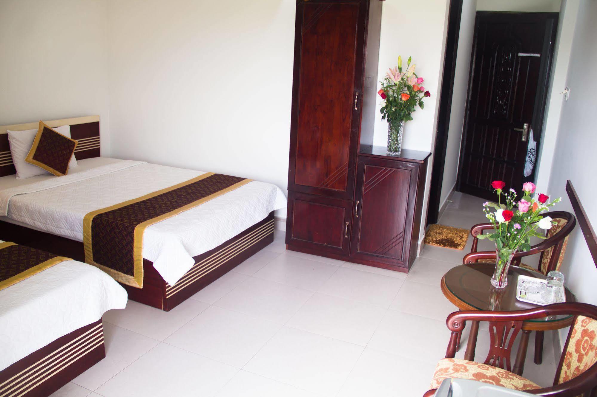 Vivyanne Hotel Da Nang Bagian luar foto