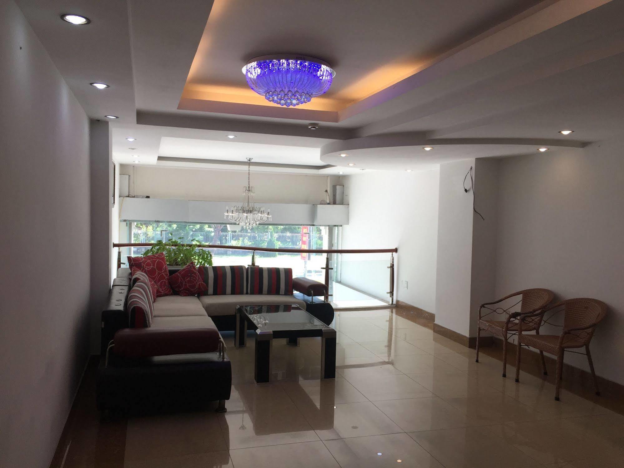 Vivyanne Hotel Da Nang Bagian luar foto