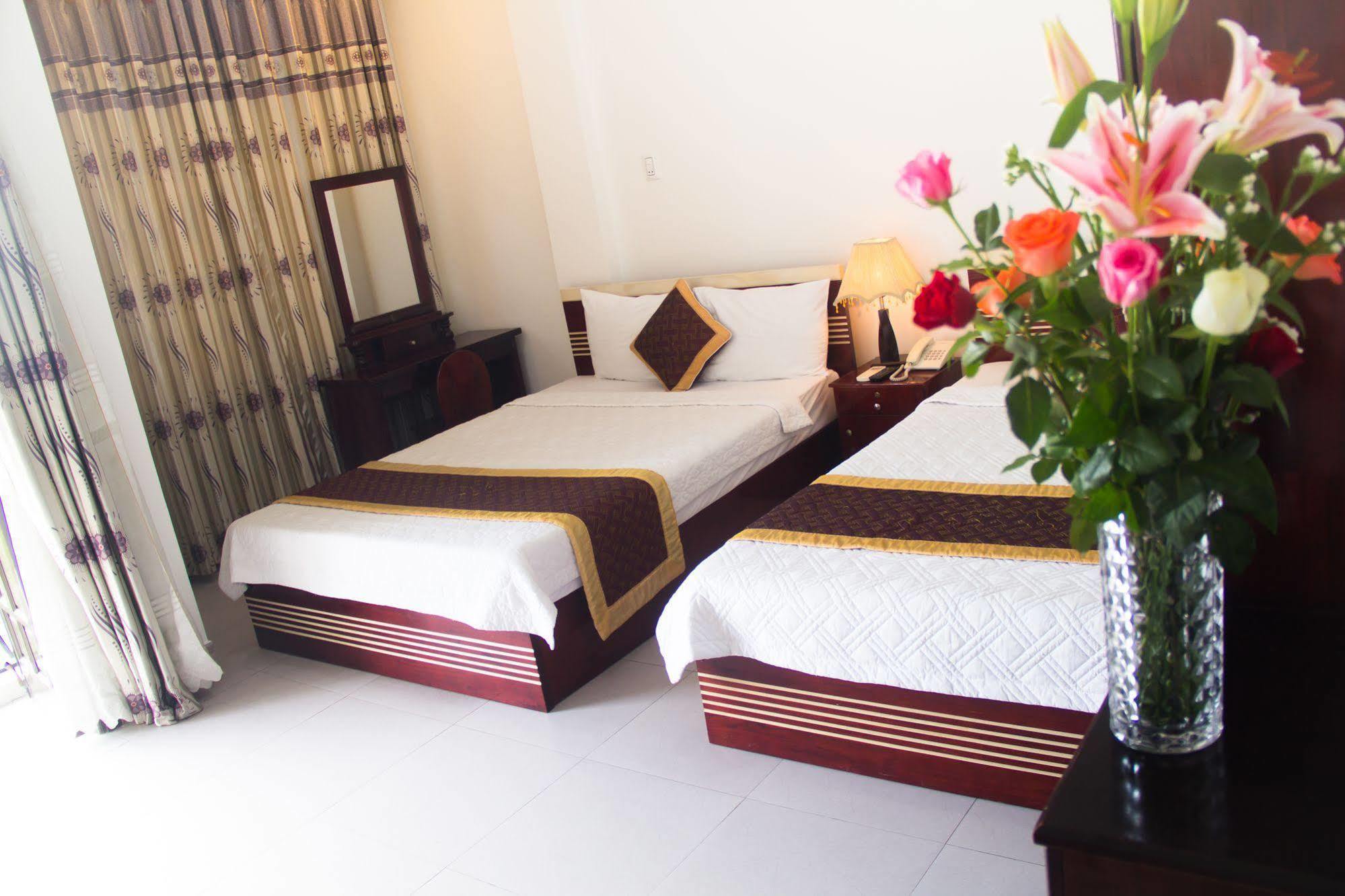 Vivyanne Hotel Da Nang Bagian luar foto