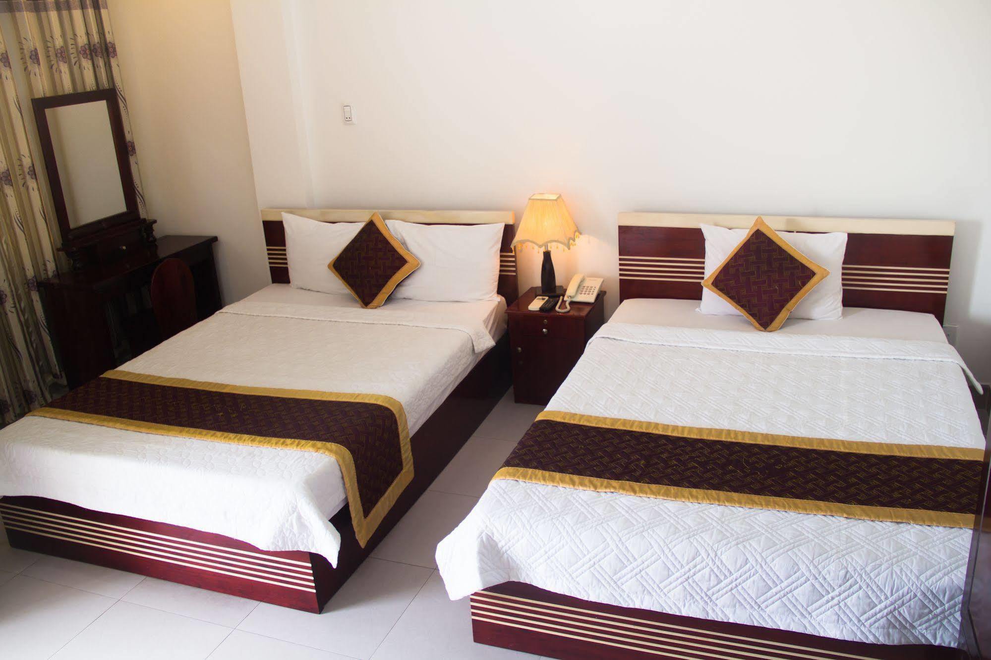 Vivyanne Hotel Da Nang Bagian luar foto